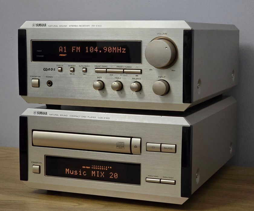 Yamaha PianoCraft RX-E100 + CDX-E100 Amplituner z odtwarzaczem CD