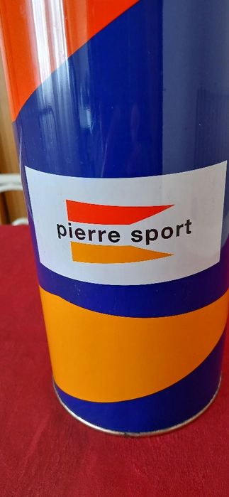Lata pierre sport, vazia
