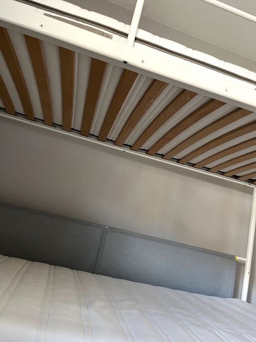 Beliche VITVAL  ikea com  colchões extra (estrutura cama dupla)