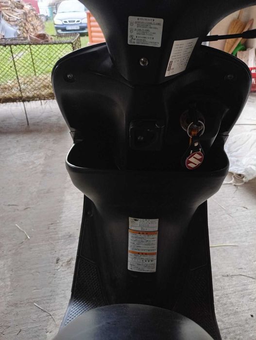 Продам скутер Suzuki Adres v50