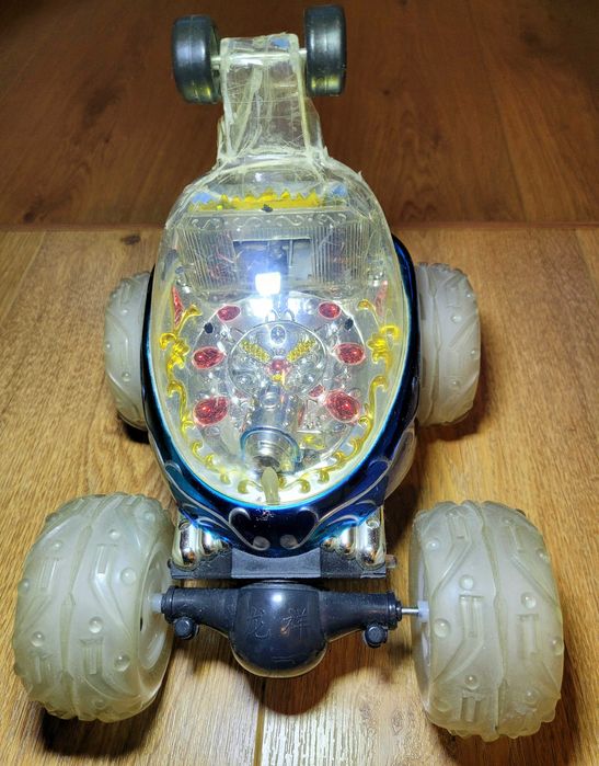Перевертиш трюкова машинка радіокерована, світлова, Lunar Stunt Car