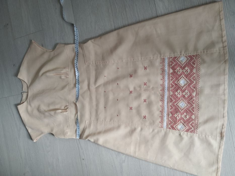 Вишивана сукня, льон,