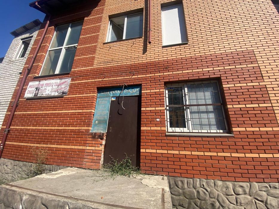 Продаж комерції  Робітнича 2А / Рабочая 2А 1000м2