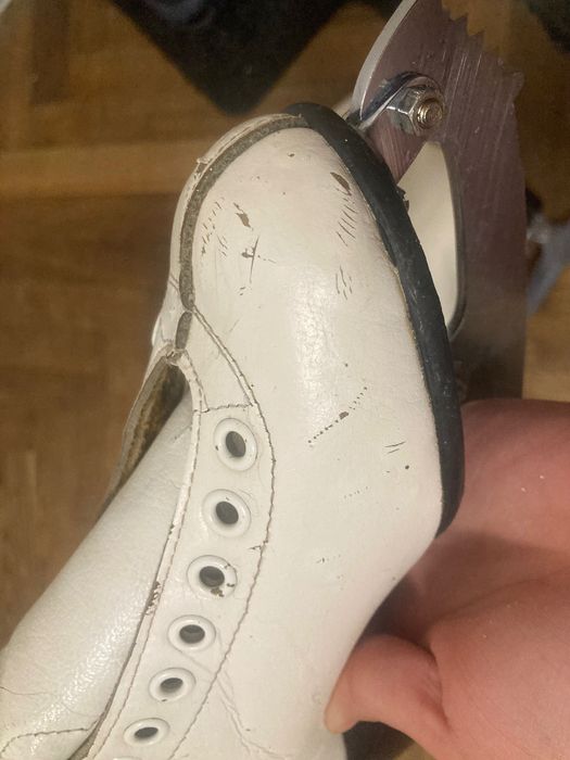 Коньки до фигурного катания