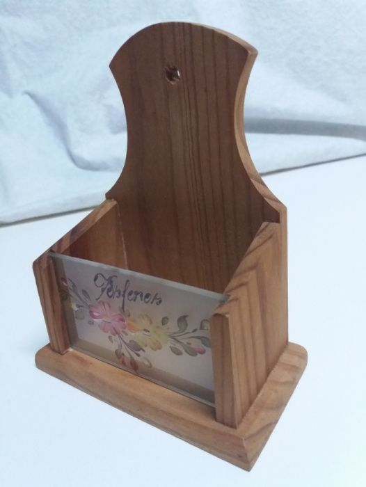 Porta-fósforos em madeira com vidro pintado à mão