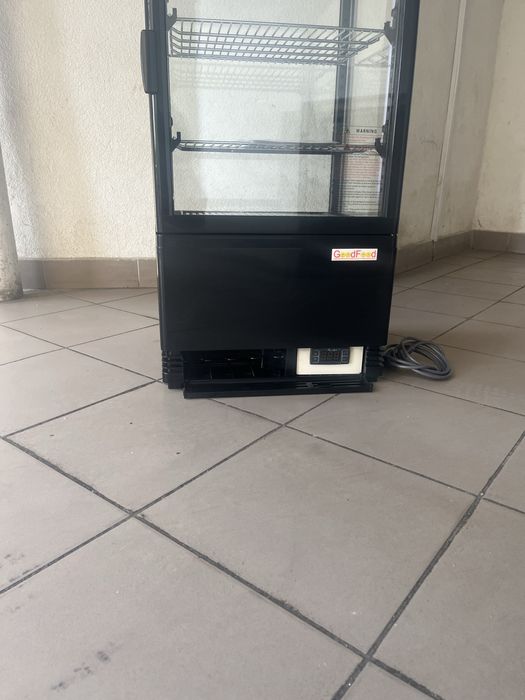 Холодильна Вітрина Настільна Кондитерська Нова