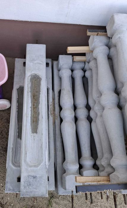 Tralki do balustrady betonowej