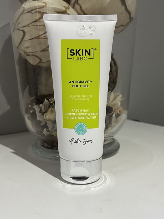 Vários produtos de cosmética