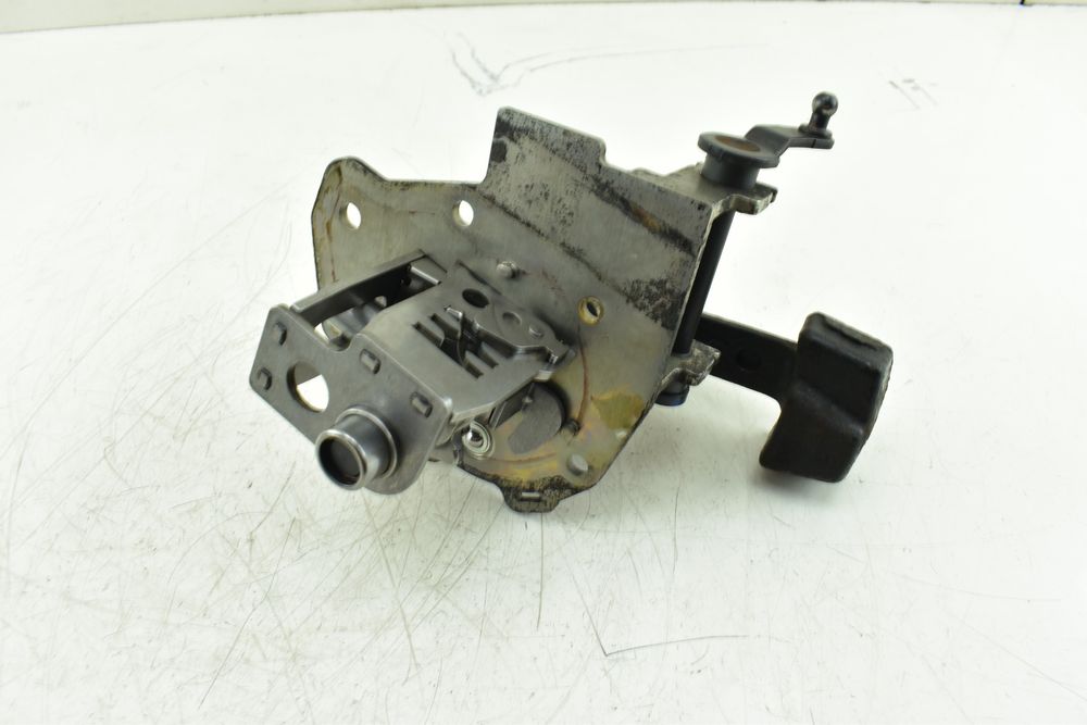 Wybierak Skrzyni FORD FOCUS MK2 C-MAX MK1 1.6 1.8 TDCI 3M5R7201ZE D2M2A