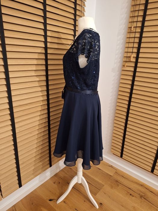 Swing, damska sukienka koktajlowa, r. 4XL/5XL