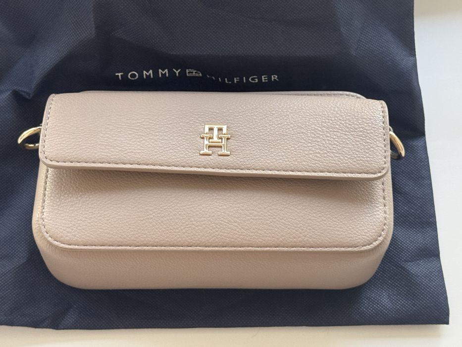 Сумка Tommy Hilfiger crossbody. НОВА! ОРИНІНАЛ!