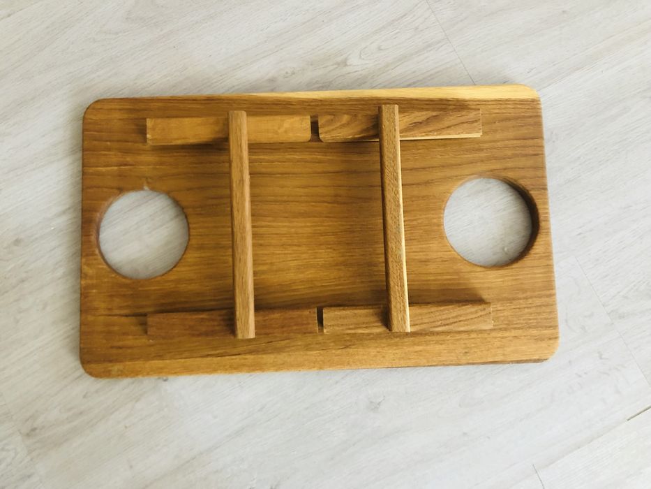 Столик пивний смаколики закуски пиво напої деревяний стіл подарунок