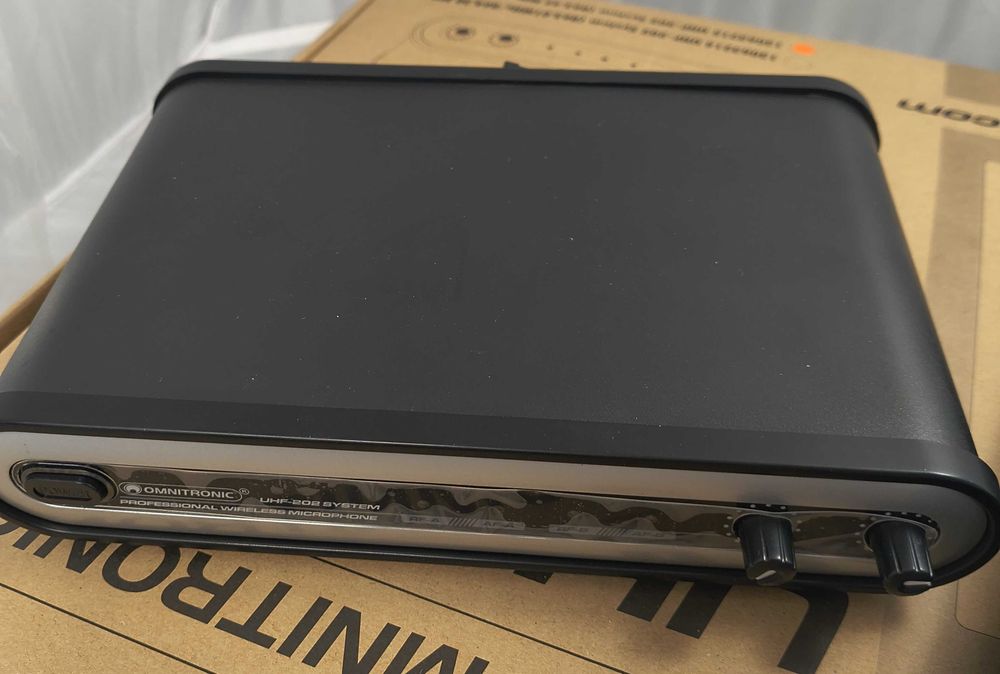 Mikrofony Omnitronic UHF-202 komplet