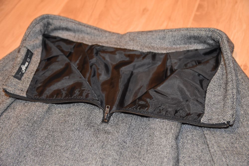 Szara spódniczka mini