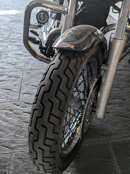 Yamaha Drag Star XVS 1100 (2002) com extras