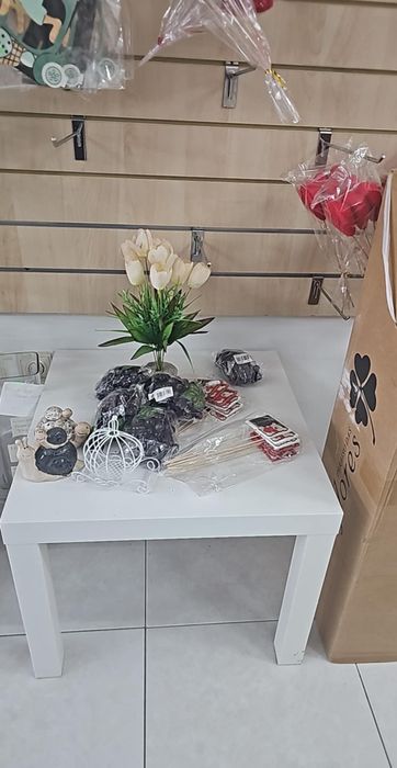 Mesa lavada a branco