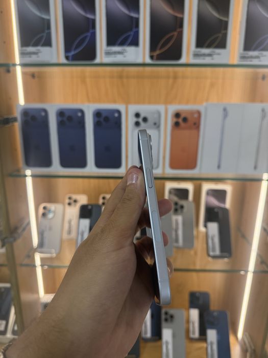 IPHONE 15 256GB COMO NOVO BLUE