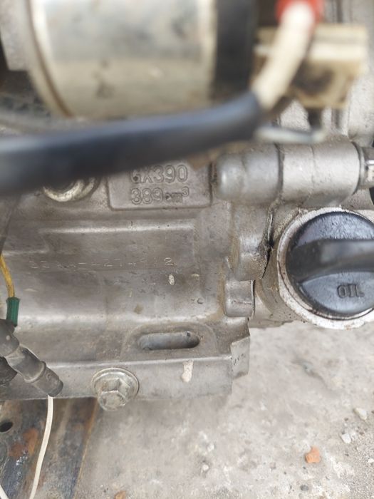 Генератор безиновий