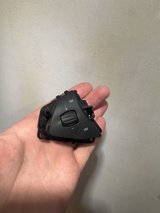 Tesla S/X Кнопки керування на кермі (ліві)