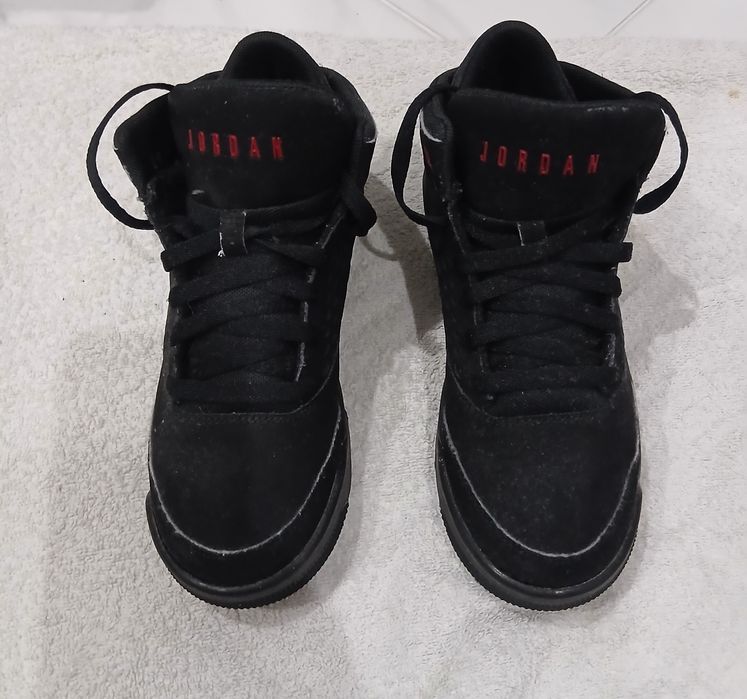 Ténis Jordan numero 38.5