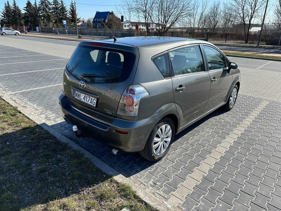 TOYOTA Corolla VERSO 1.8 VVT-i wersja SOL