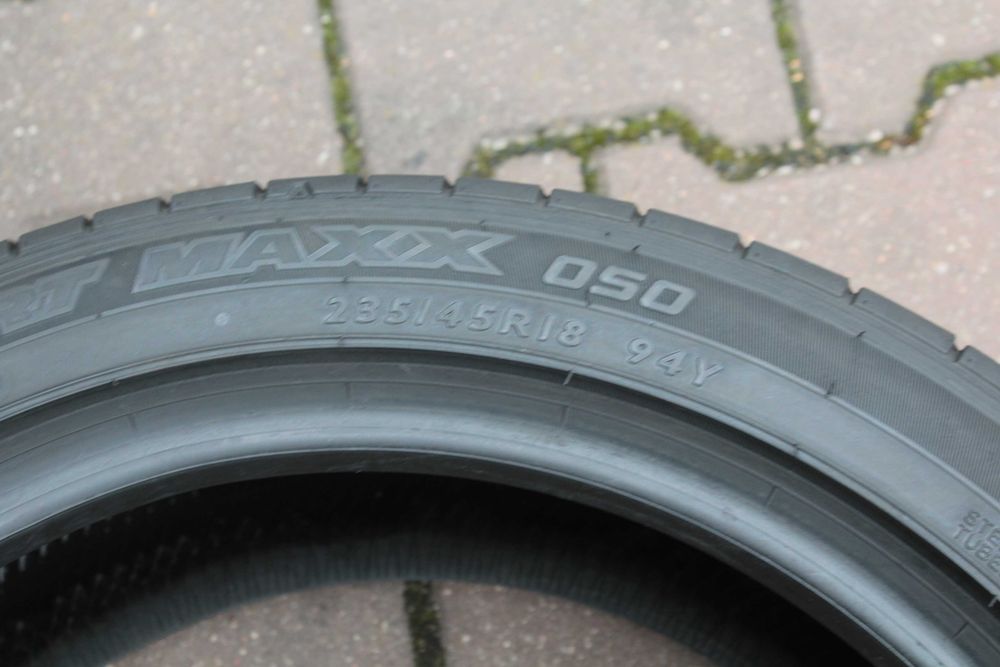 235 45 R18 Dunlop SP Sport Maxx 05