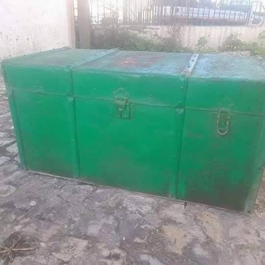 Arca/baú de porão em chapa