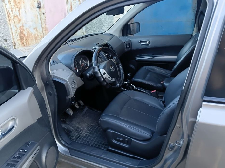 Nissan X-trail columbia 2.5/ повний привід/Газ- бензин