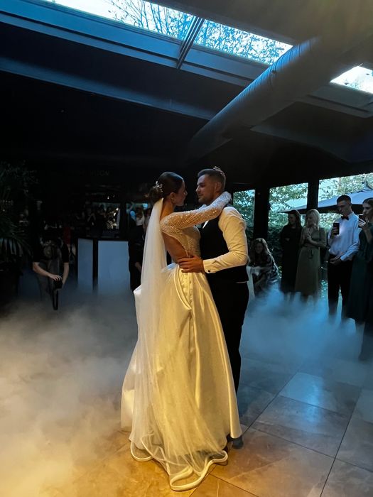 Весільна сукня , салон Місс Келлі