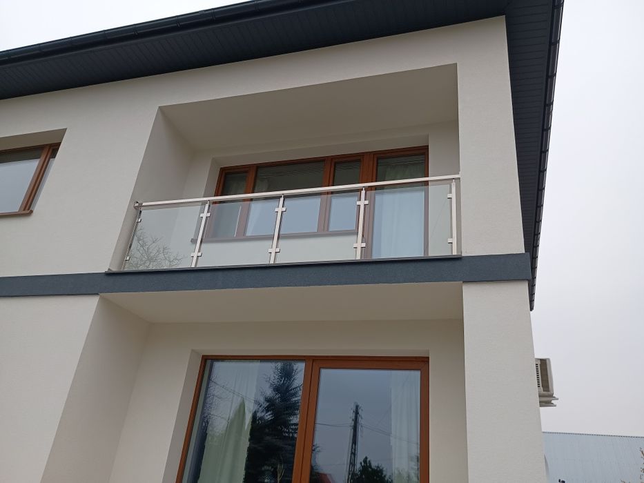 Balustrady ze stali nierdzewnej