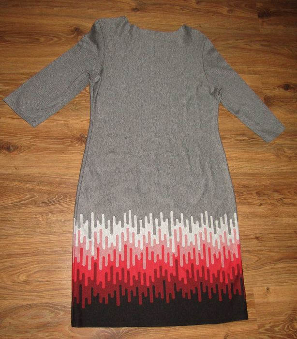 Rozm. 44/46 - szara elegancka sukienka Zaria
