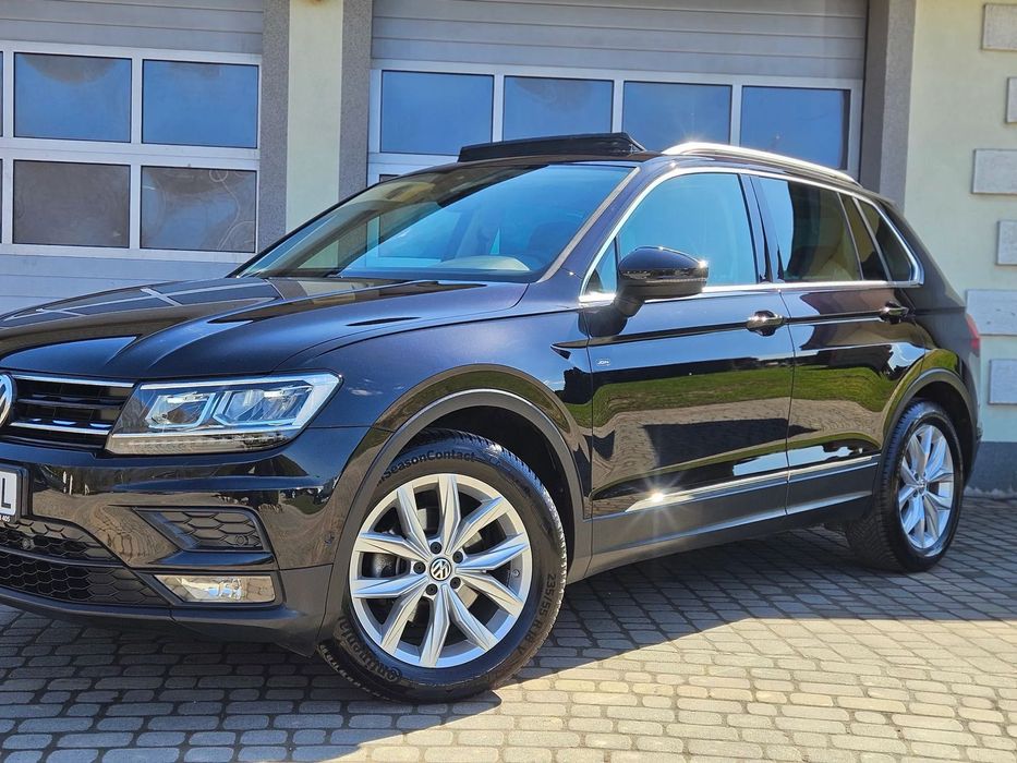 Volkswagen Tiguan FULL Led Navi CarPlay Kamery Panorama Temp Aktywny ORY LAK 1-Ręka AS0