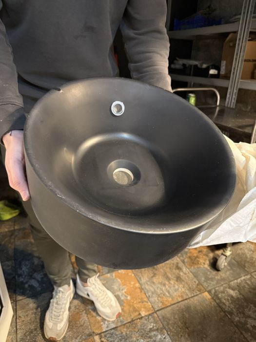 Pio novo, preto mate novo