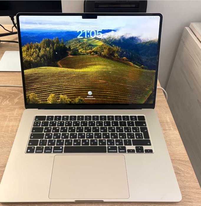 Macbook Air 15' дюмовий, 2023 р. 8 гб RAM, M2, 256 гб память