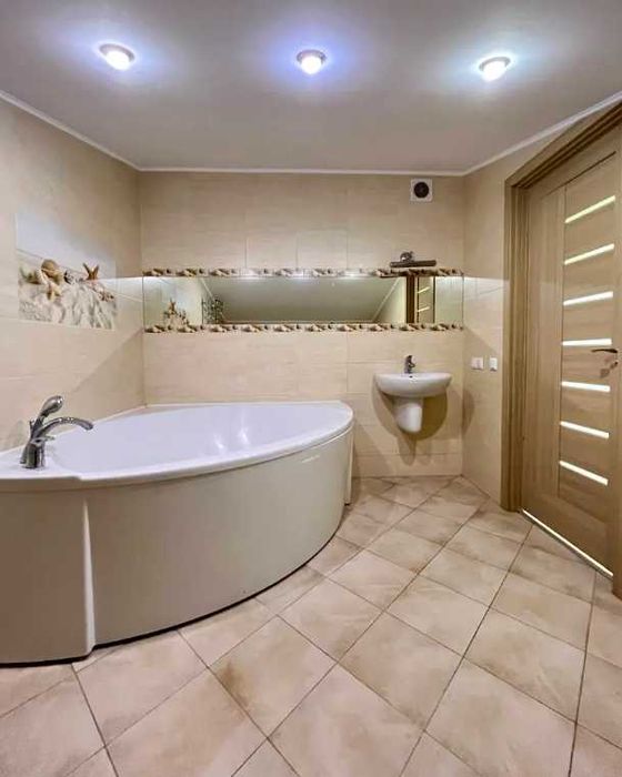 Довгострокова оренда 2к квартири по вул. Інститутська