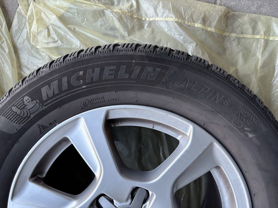 Koła Audi a4 zimowe 225/55/16 opony 2 sezonowe