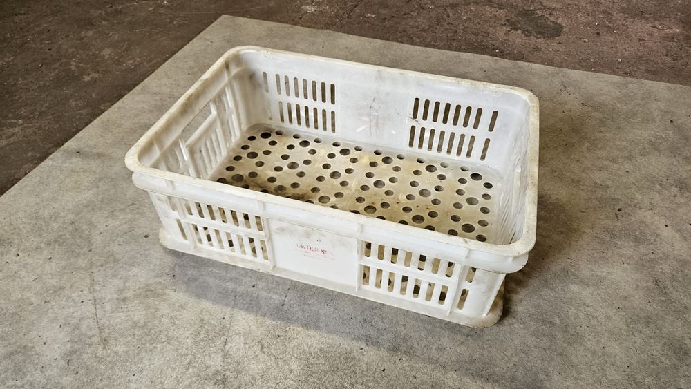 Skrzynki plastikowe 60x40x19