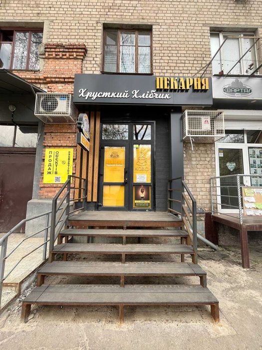 Оренда приміщень 120,8м2/ Червона лінія/ Ринок ХТЗ