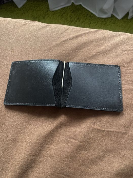 Продам кожанный зажим для денег