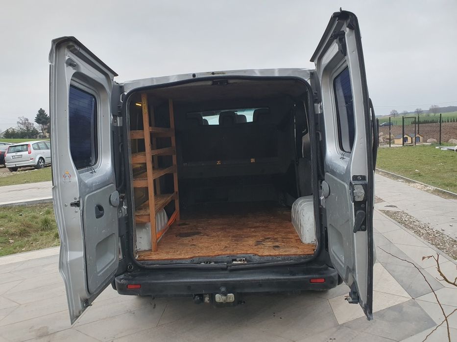 RENAULT TRAFIC LONG * * 6 - Osób * * Brygadówka * * Klimatyzacja * *