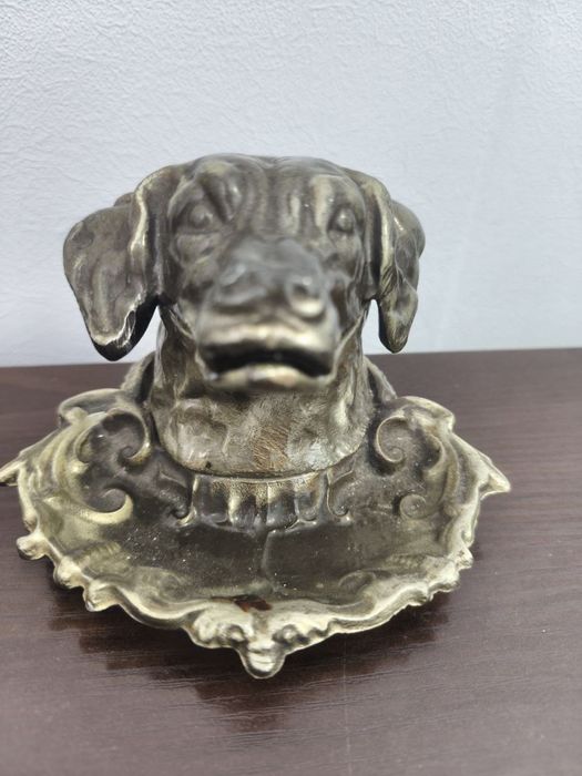 продам попільничк "Собачка голова"