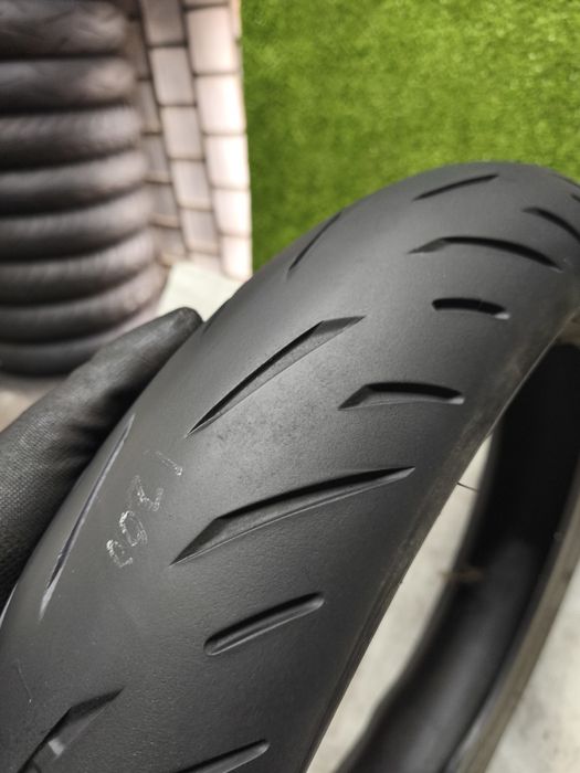 120/70/17 Bridgestone BATTLAX