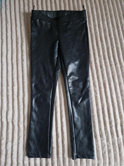 C&A skórzane legginsy 122