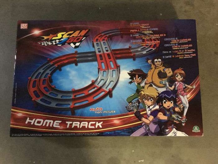Pista de carros Scan 2 Go com 4 carros