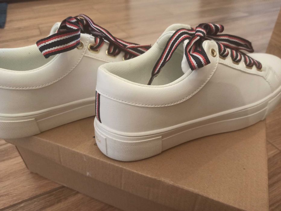 Białe buty sportowe Diverse 39