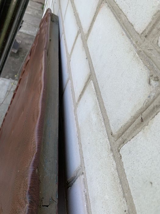 Вхідні дерев'яні двері