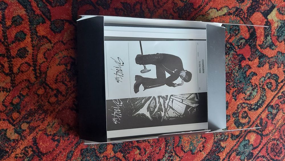 Album ate stray kids limited edition preorder