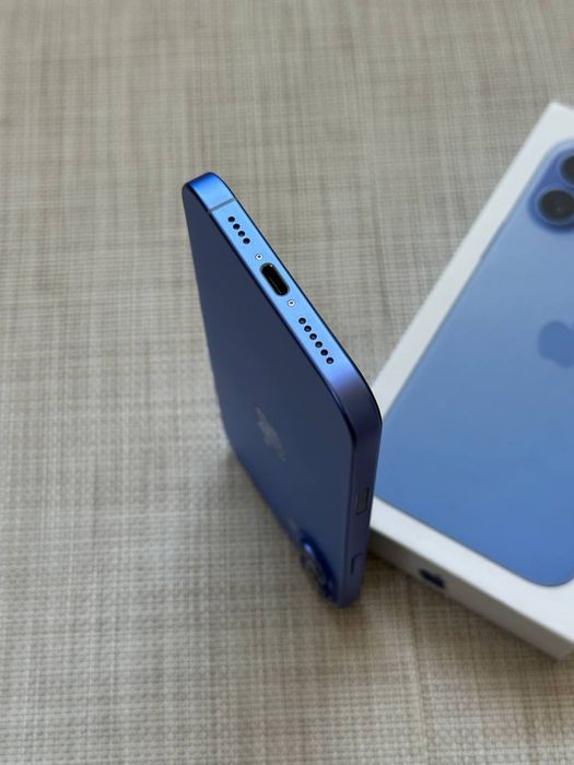 Продам IPhone 16 Plus 128 Neverlock