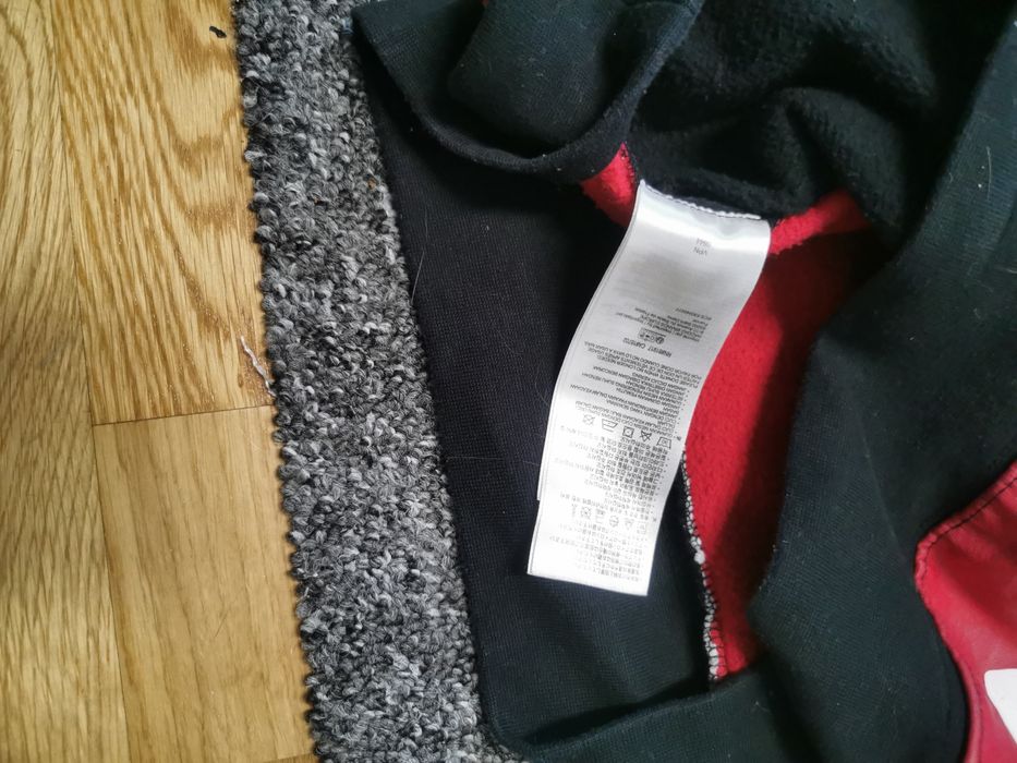 Bluza Jordan z kapturem czarno biało czerwona