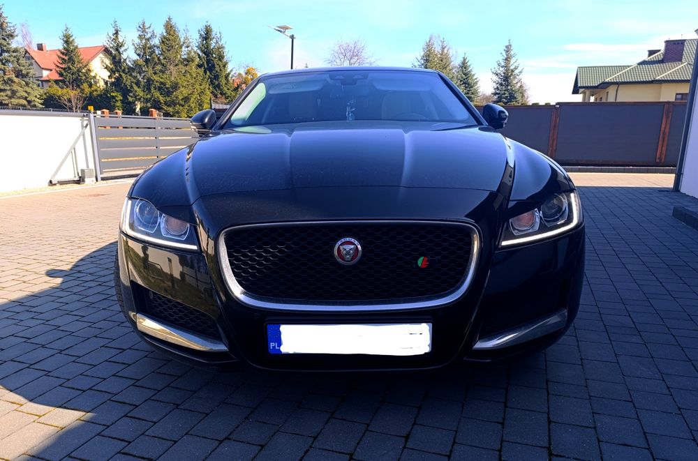 Jaguar XF